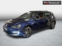 Volkswagen Golf - 1.4 TSI GTE Panorama dak Leder Apple-carplay