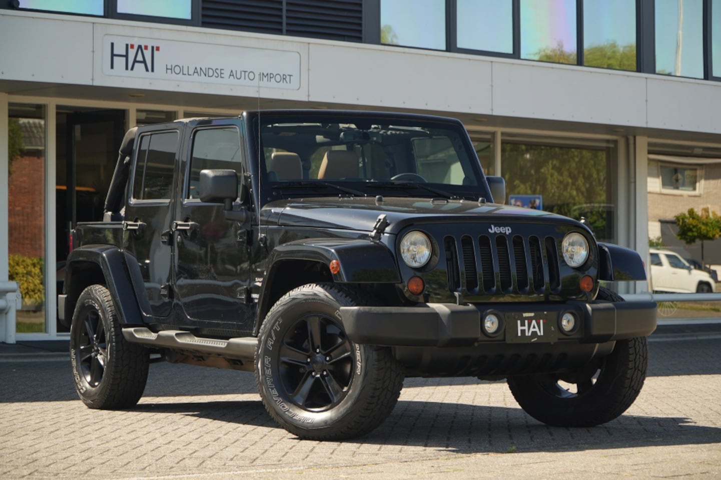Jeep Wrangler Unlimited - 3.6 V6 Automaat Sahara I hardtop I 18 inch - AutoWereld.nl