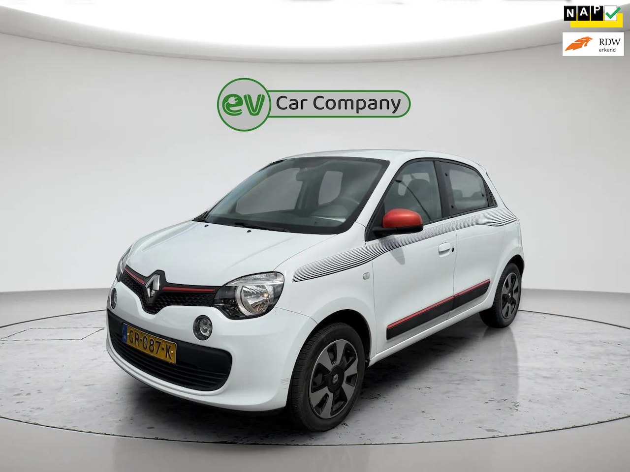 Renault Twingo - 1.0 SCe Collection | Dealer onderhouden | Nieuwe Apk | Cruise control | Airco | Bluetooth - AutoWereld.nl