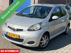Toyota Aygo - 1.0-12V BJ 2011, 2de eig, Airco, Nieuwe APK 26-06-2027