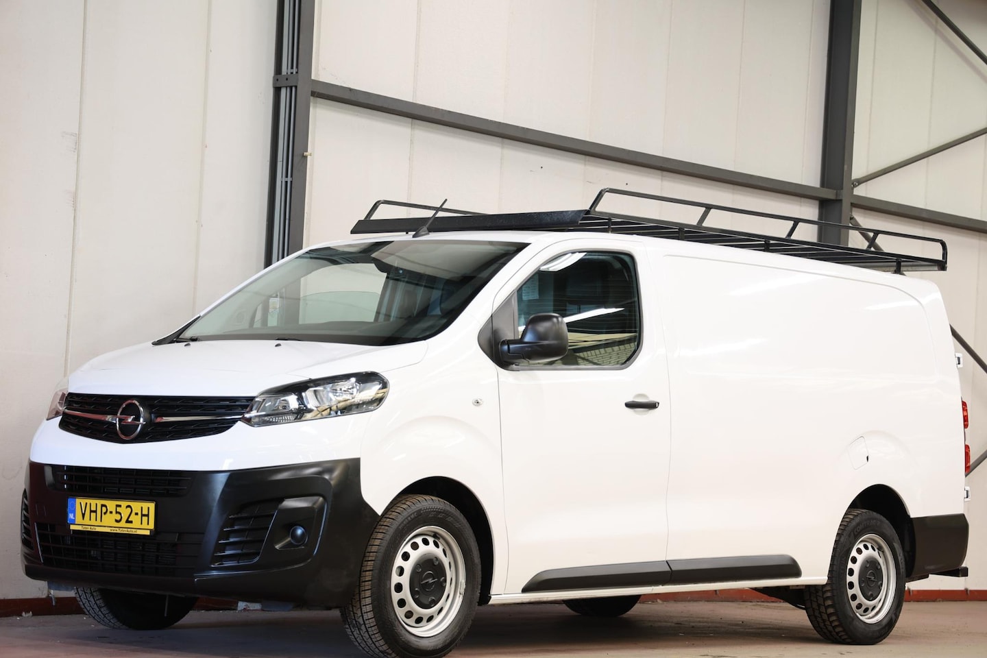 Opel Vivaro - 2.0 CDTI L3H1 LANG IMPERIAAL 2500 KG TREKHAAK - AutoWereld.nl