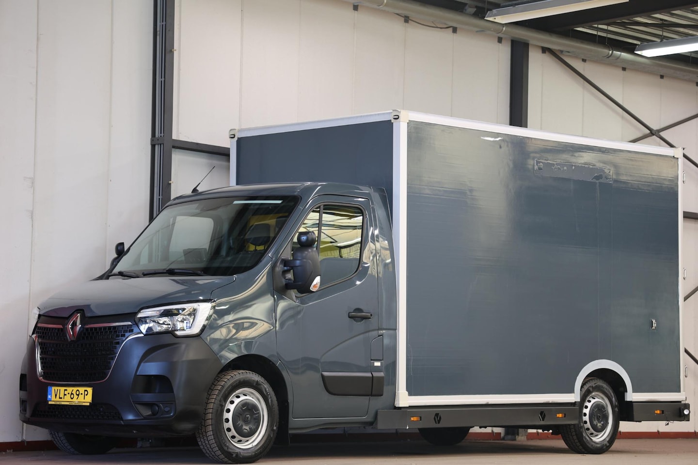 Renault Master - 2.3 dCi 150 BAKWAGEN LOWLINER AUTOMAAT - AutoWereld.nl