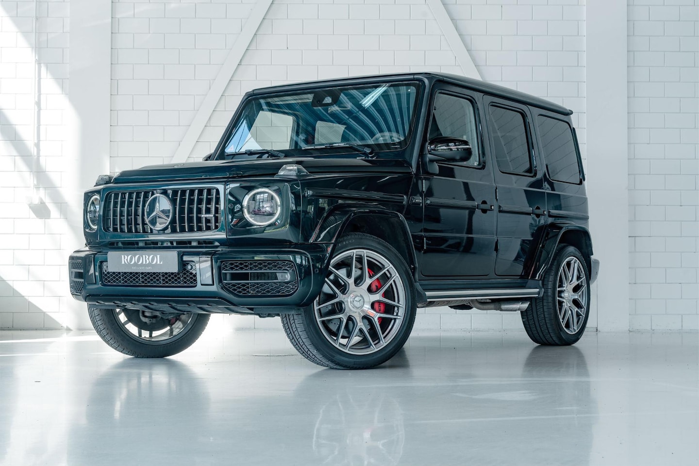 Mercedes-Benz G-klasse - G63 l Burmester 3D l Emerald Green l Stoelventilatie l - AutoWereld.nl