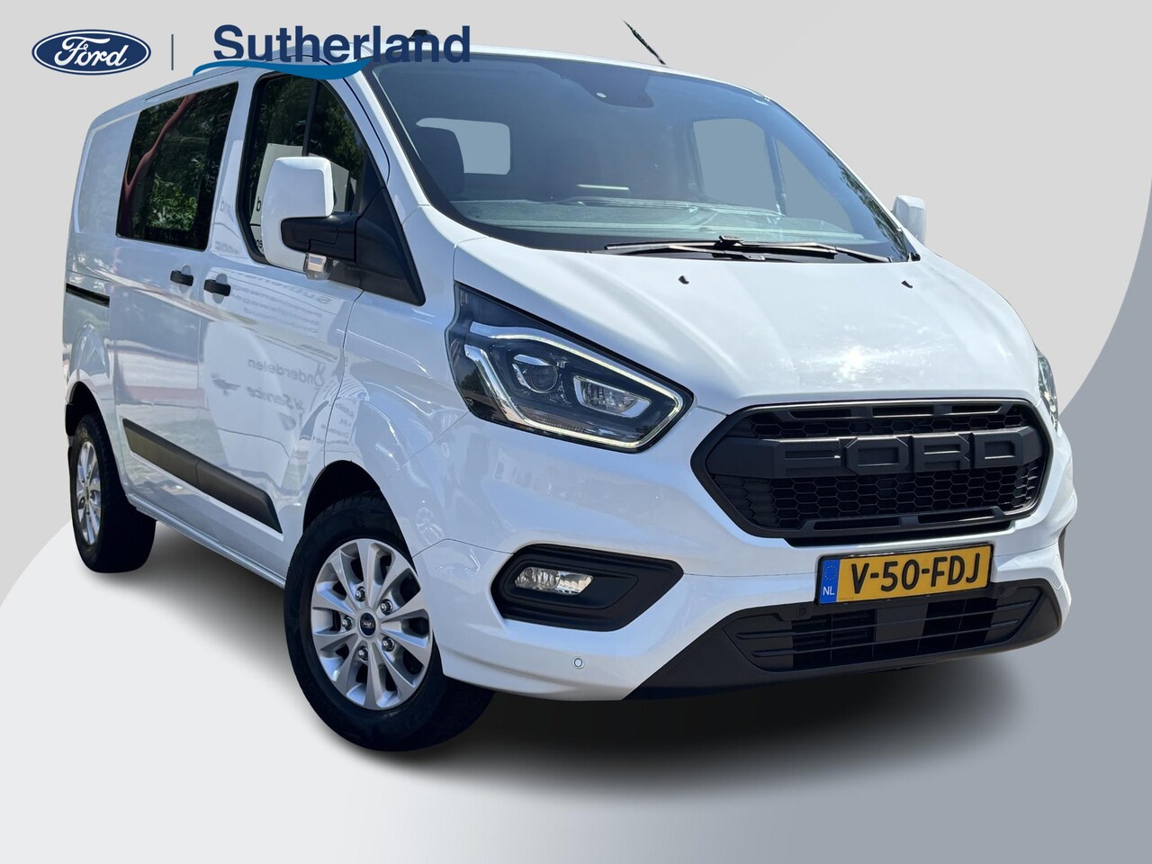 Ford Transit Custom - 300 2.0 TDCI L1H1 Trend 130pk Automaat | Trekhaak | Carplay & Android Auto | 3 zits | Acht - AutoWereld.nl