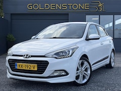 Hyundai i20 - 1.0 T-GDI Comfort Navi, Camera, Trekhaak, Clima, Cruise, Pdc, Lm velgen, Rijstrooksensor,