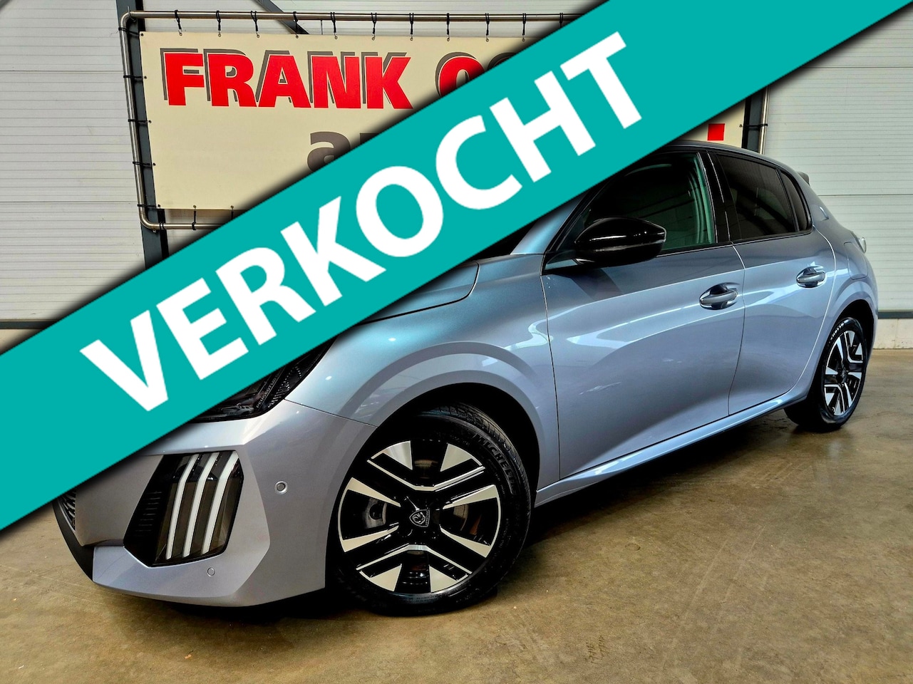 Peugeot 208 - 1.2 Hybrid 110 e-DCS6 Allure + 360 camera|Navi|Climate|Dodehoek|Lane|Apple|Android|DAB|PDC - AutoWereld.nl