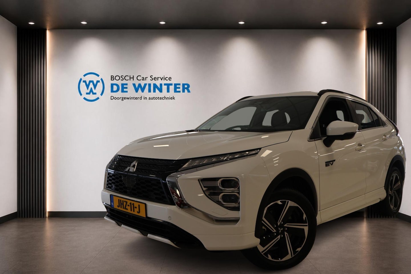 Mitsubishi Eclipse Cross - 2.4 PHEV Intense+ 2.4 PHEV Intense+ . - AutoWereld.nl