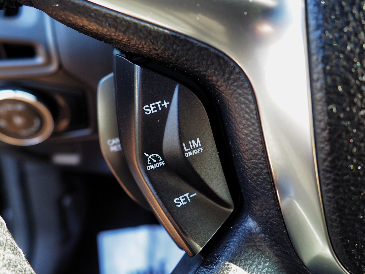 Ford Focus Wagon - 1.6 EcoBoost Trend AIRCO CRUISE PARKEER S. TREKH.