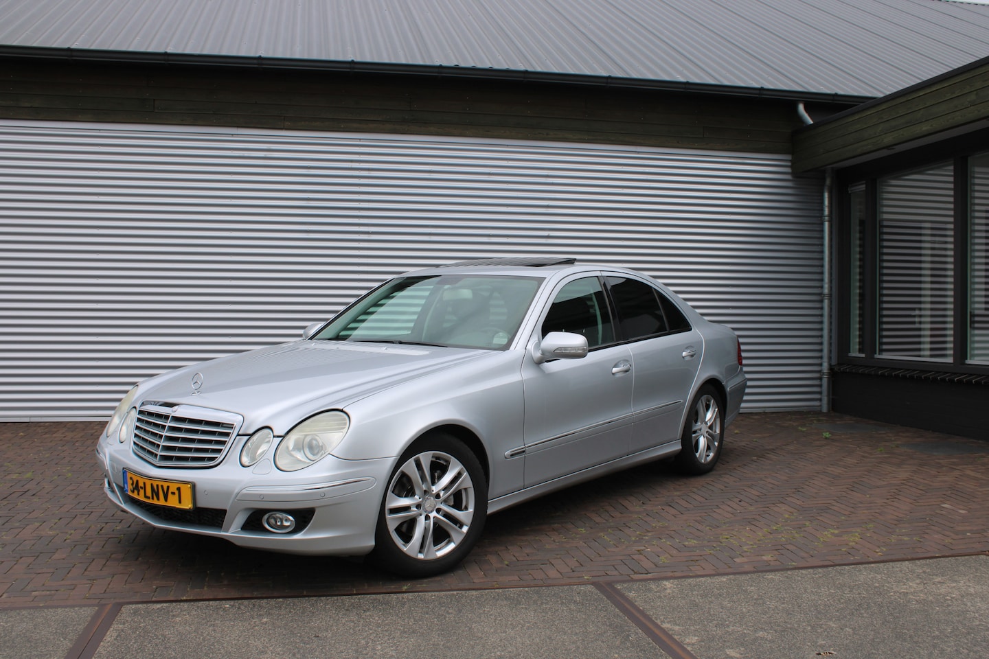 Mercedes-Benz E-klasse - 300 CDI BlueTEC Elegance schuifdak - AutoWereld.nl