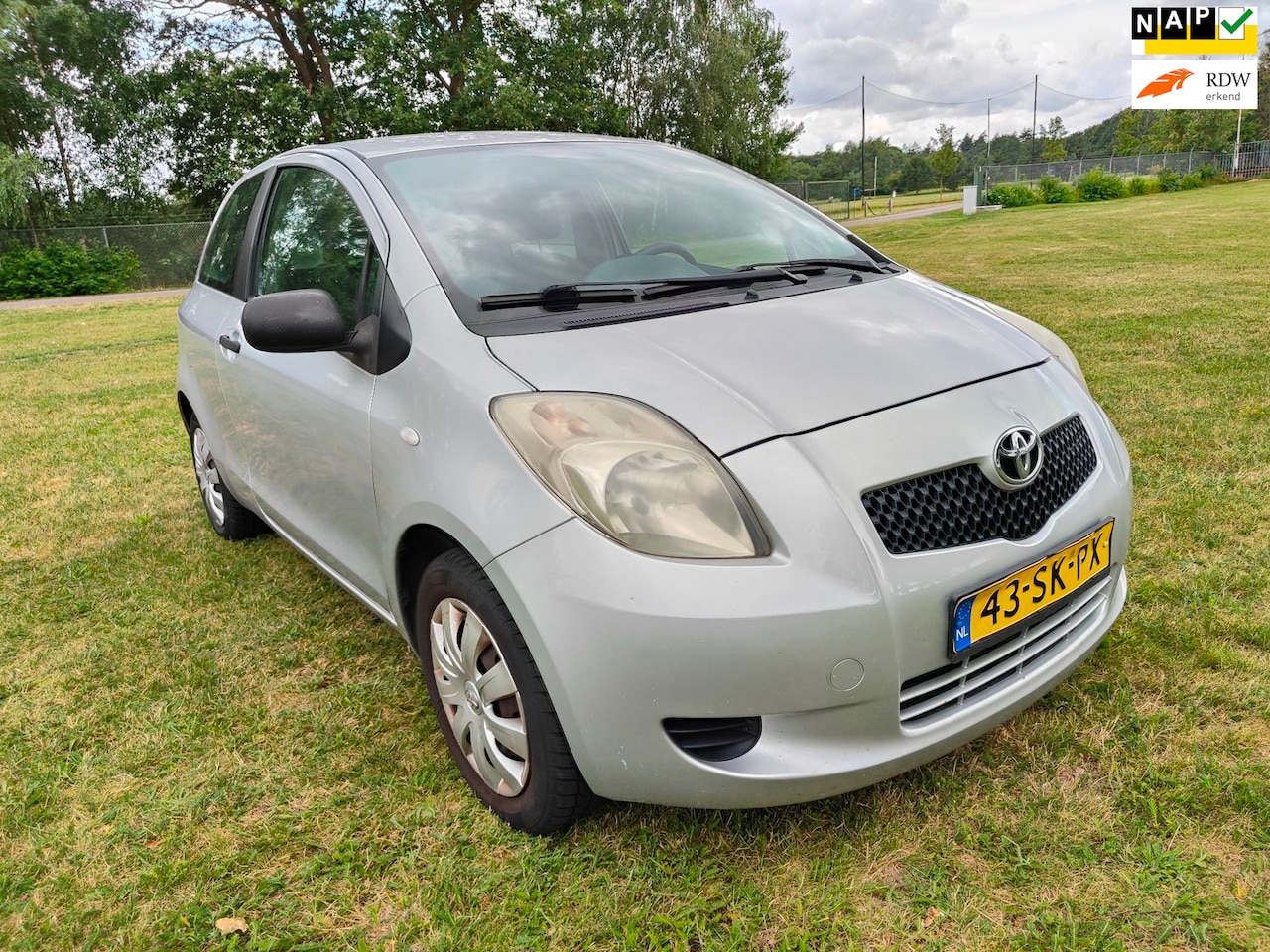 Toyota Yaris - 1.3 VVT-i Terra 1.3 VVTi Terra ( Dealer onderhouden ) - AutoWereld.nl