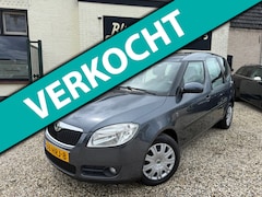Skoda Roomster - 1.6-16V Ambition Airco | Trekaak | 2e Eigenaar