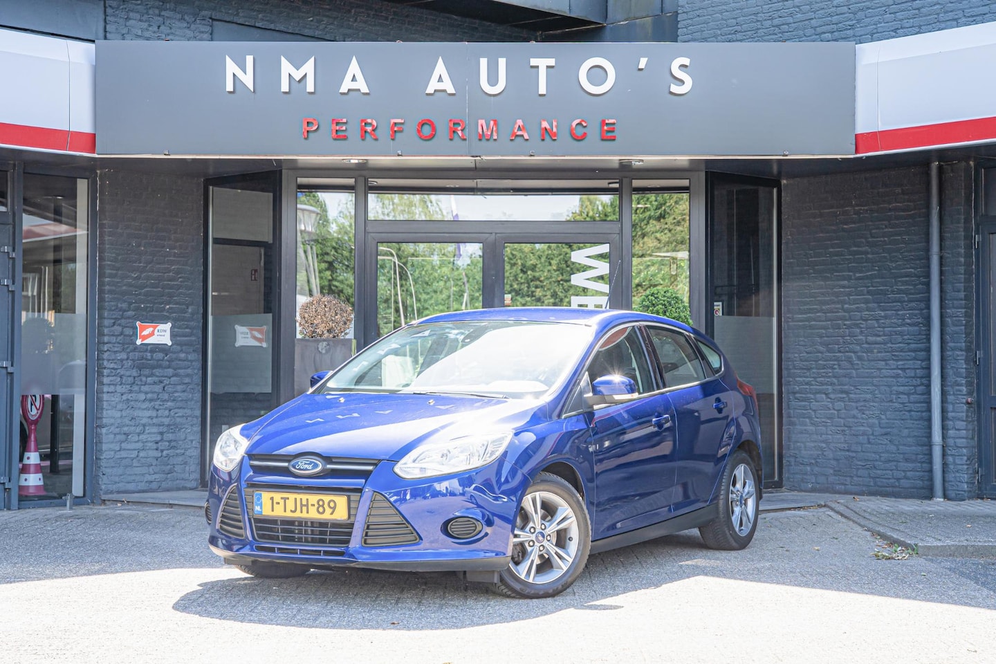 Ford Focus - 1.0 EcoBoost Edition CRUISE CONTROL/AIRCO/NETTE AUTO/5DRS/HATCHBACK/NL AUTO/NAP - AutoWereld.nl