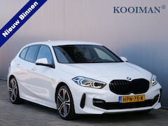 BMW 1-serie - 116i M-sport 109Pk Automaat Apple Carplay / Camera / PDC / Navi / Keyless entry
