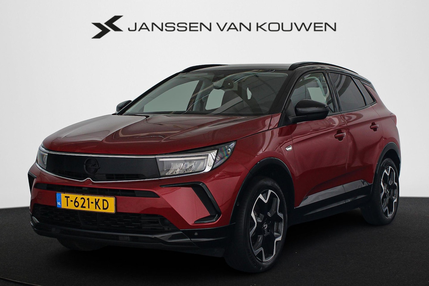 Opel Grandland - 1.2 Turbo Level 4 Automaat Trekhaak Apple CarPlay - AutoWereld.nl