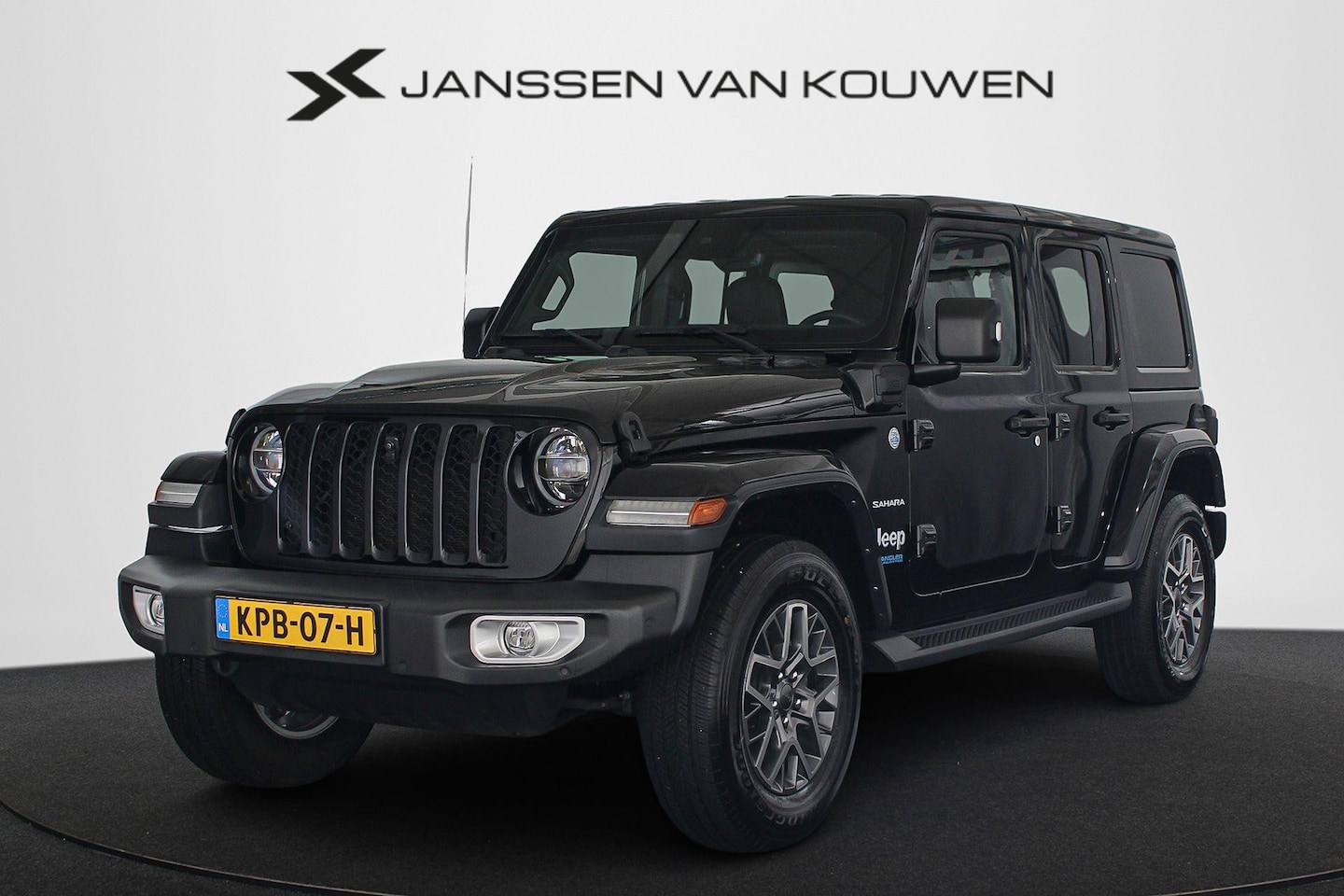 Jeep Wrangler Unlimited - 4xe 380 Sahara Leder Stoelverwarming Off-Road Camera - AutoWereld.nl