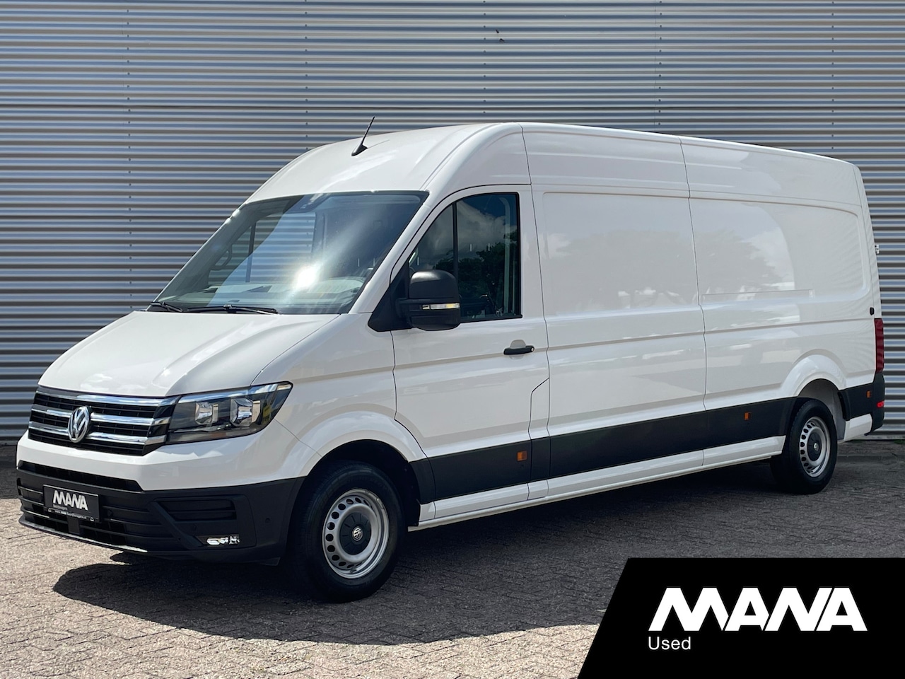 Volkswagen Crafter - 35 2.0 TDI L4H3 Automaat Camera Cruise Carplay Cruise Voorruitverwarming - AutoWereld.nl