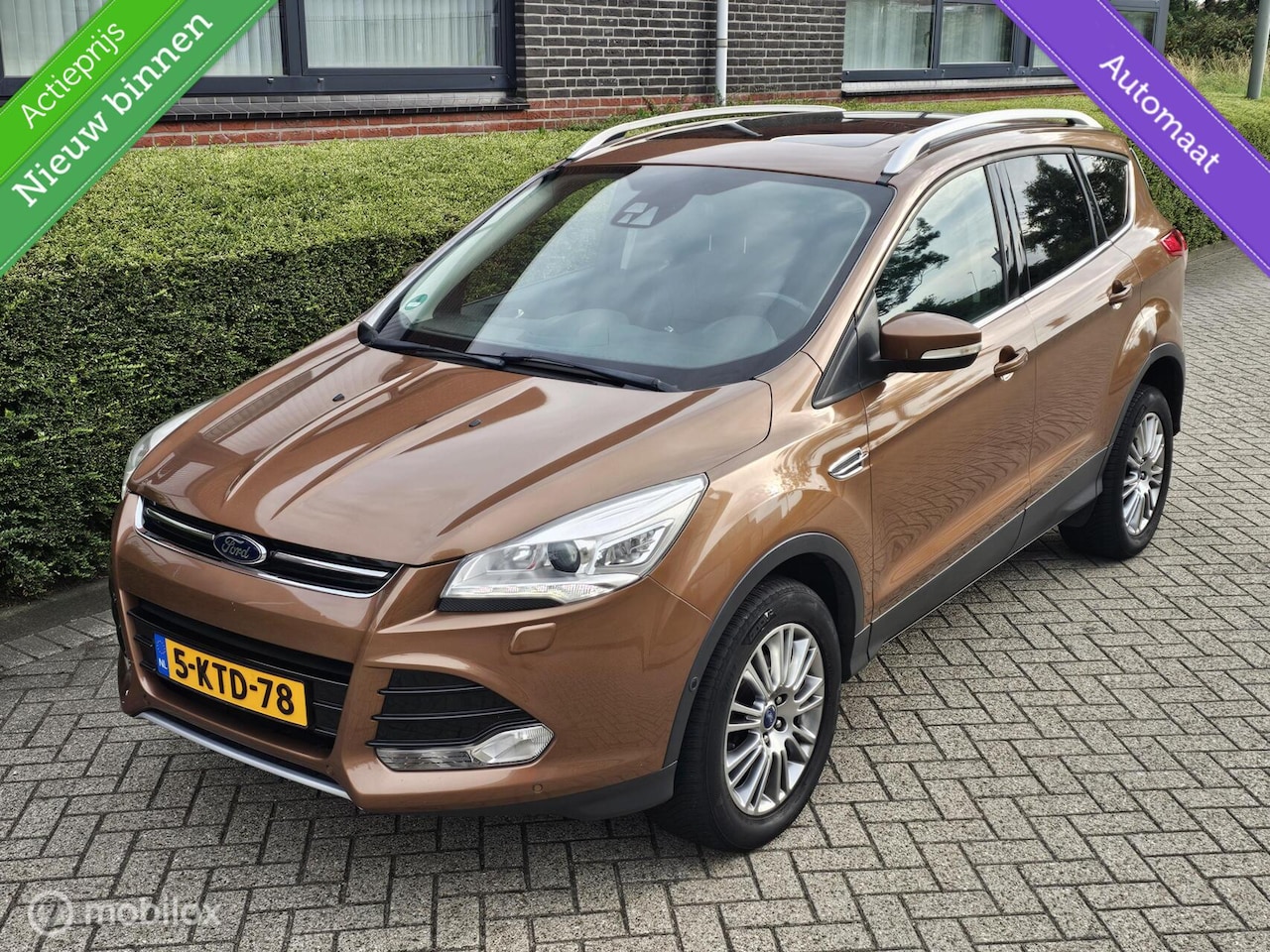 Ford Kuga - 1.6 Titanium Automaat 4WD pano/leer - AutoWereld.nl