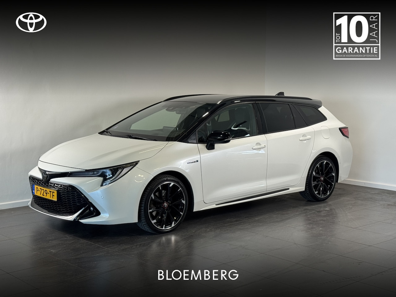 Toyota Corolla Touring Sports - 2.0 Hybrid GR-Sport | Trekhaak | Dode hoek detectie | Stoel/Stuurverwarming | - AutoWereld.nl