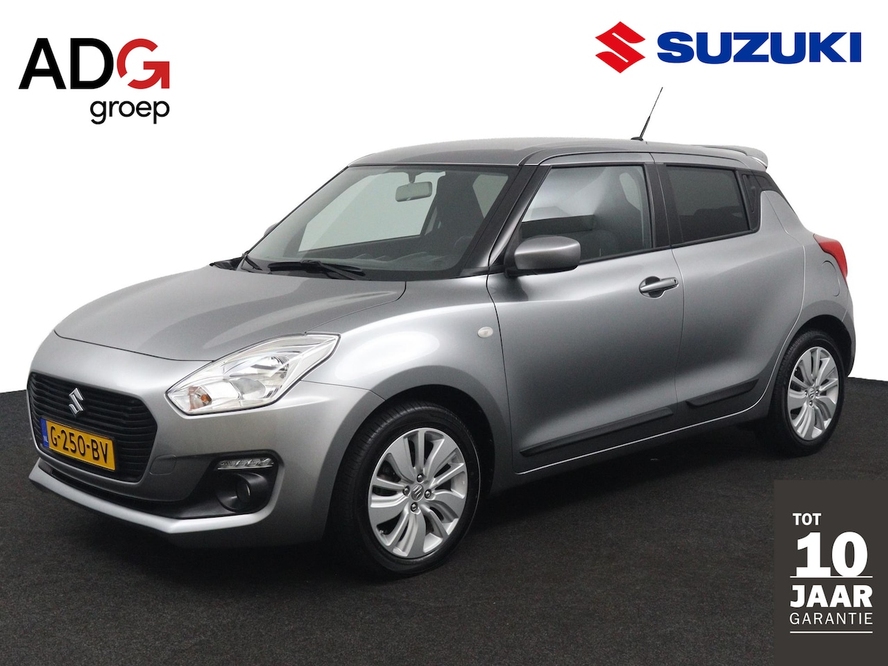 Suzuki Swift - 1.2 Select | Stoelverwarming | Airco | Navigatie | Lichtmetalen Velgen | - AutoWereld.nl