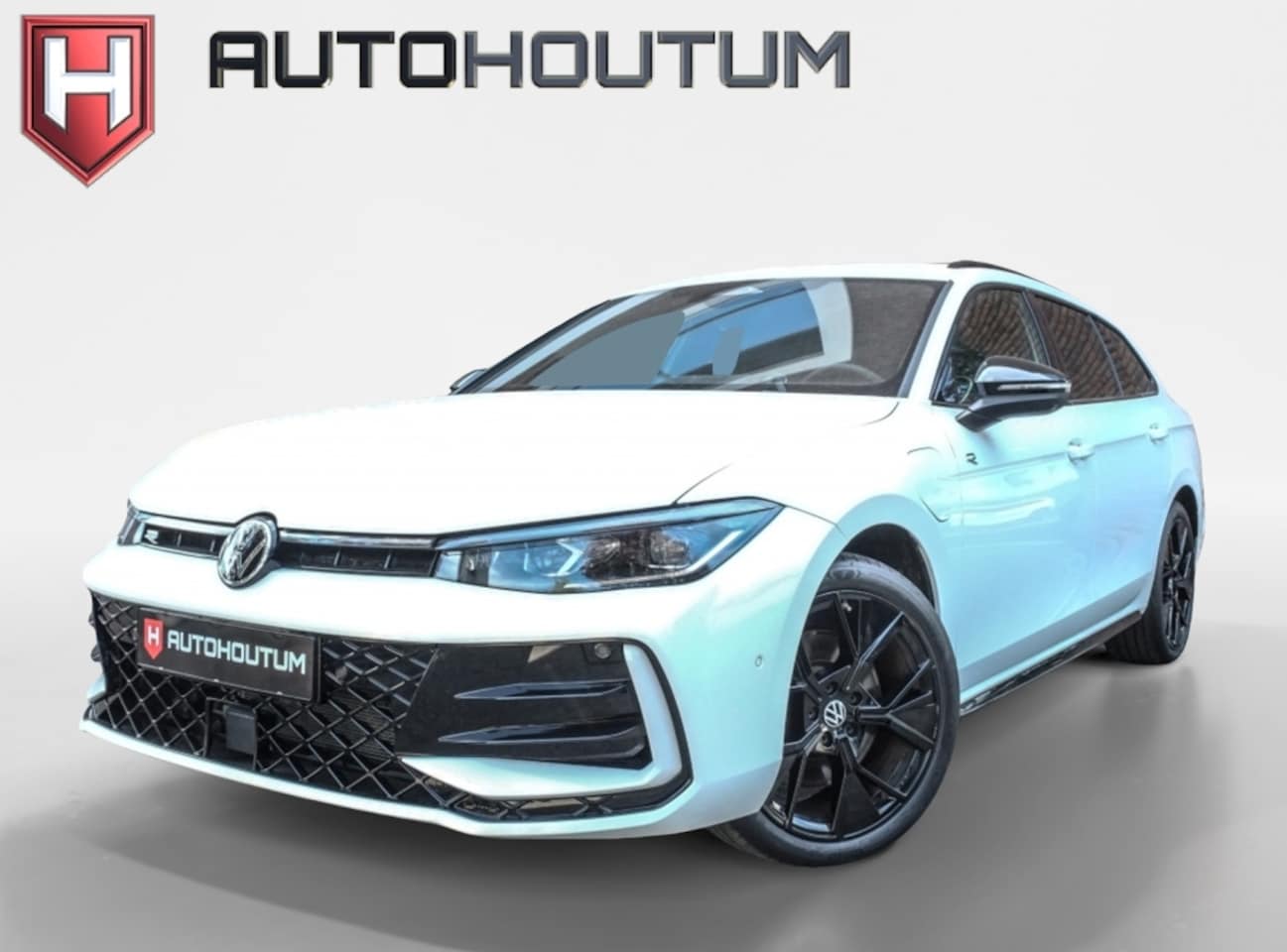 Volkswagen Passat Variant - 1.5 eHybrid PHEV 272pk R-Line Edition Trekhaak, 360° Cam - AutoWereld.nl