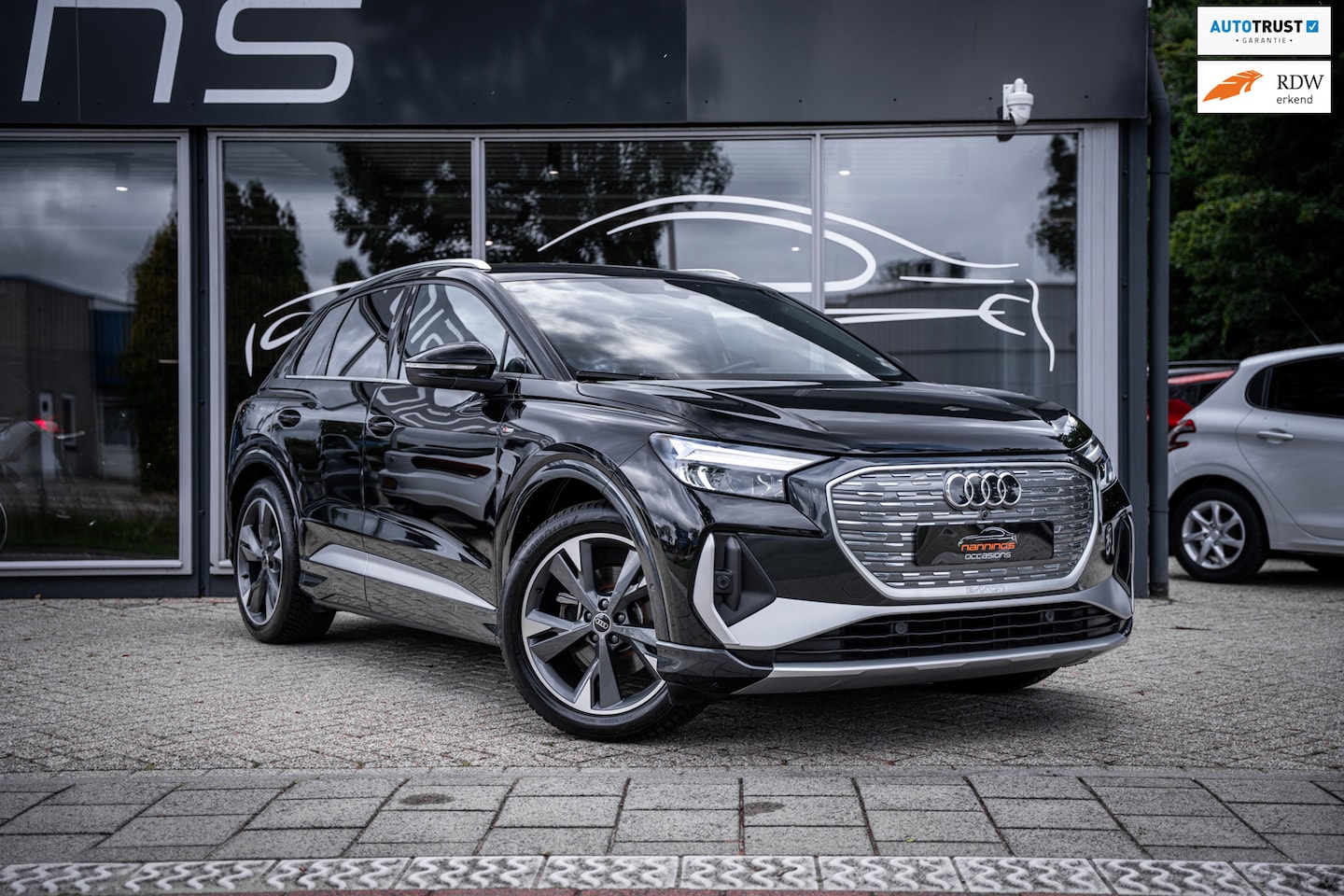 Audi Q4 e-tron - 35 Edition 55 kWh|S-Line|Digital dash|Stoelverw|ACC|Carplay|Lane Assist|LED| - AutoWereld.nl