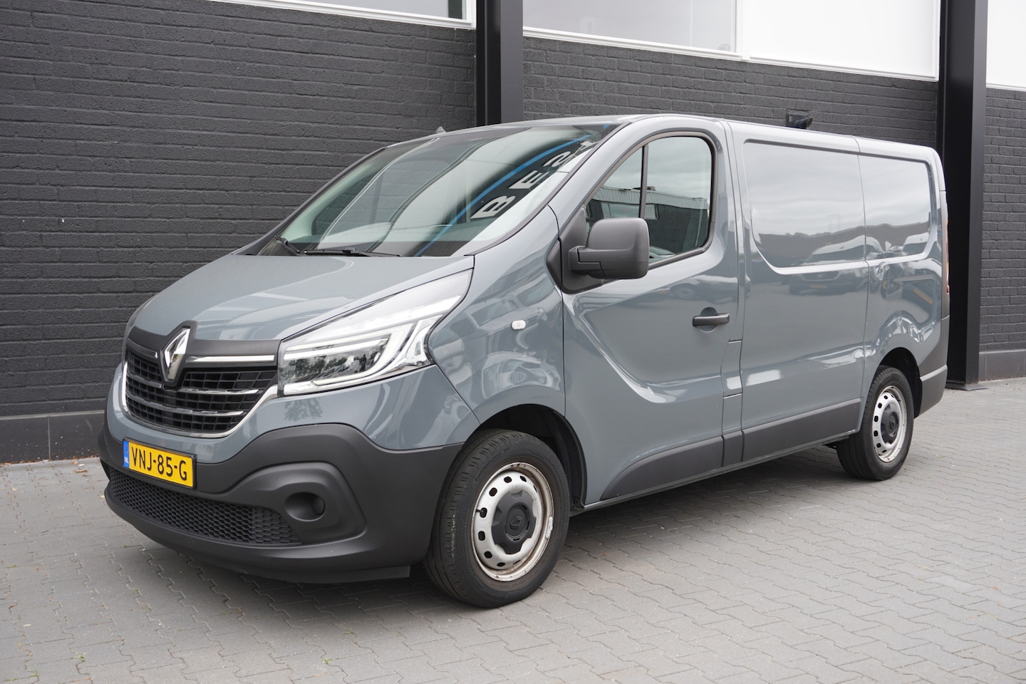 Renault Trafic - 2.0 dCi 120PK - EURO 6 - Airco - Navi - Cruise - €12.900,- Excl. - AutoWereld.nl