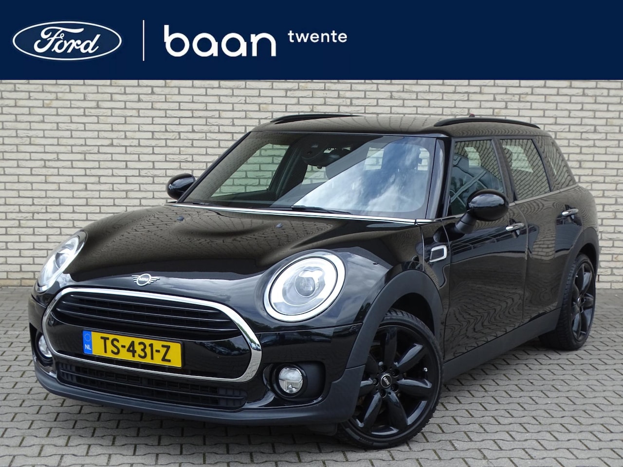 MINI Clubman - 1.5 Cooper Business Edition | Keyless | Head-Up | Cruise. | Navigatie | - AutoWereld.nl