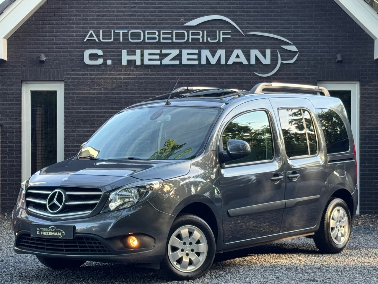 Mercedes-Benz Citan Tourer - 112 1E EIGENAAR DEALEROH NIEUWSTAAT AUTOMAAT NAVI USB AUX - AutoWereld.nl