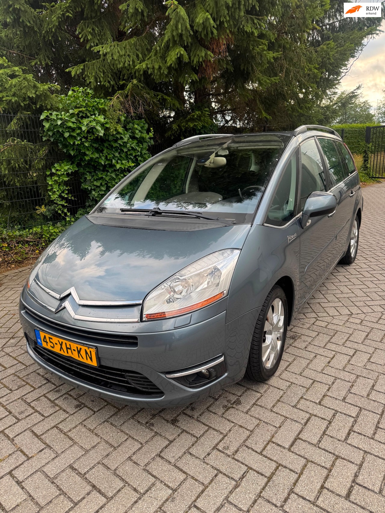 Citroën Grand C4 Picasso - 2.0-16V Exclusive 7p. 2.0-16V Exclusive 7p. - AutoWereld.nl