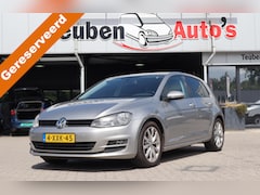 Volkswagen Golf - 1.2 TSI Business Edition | Airconditioning | Trekhaak | Goed onderhouden