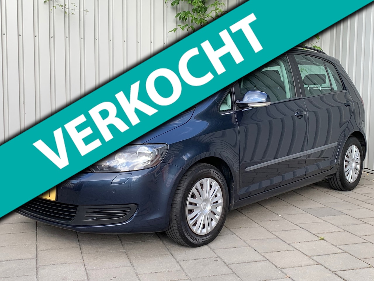 Volkswagen Golf Plus - 1.2 TSI Trendline BlueMotion|Navigatie|Climate Control|Stoelverwarming| - AutoWereld.nl