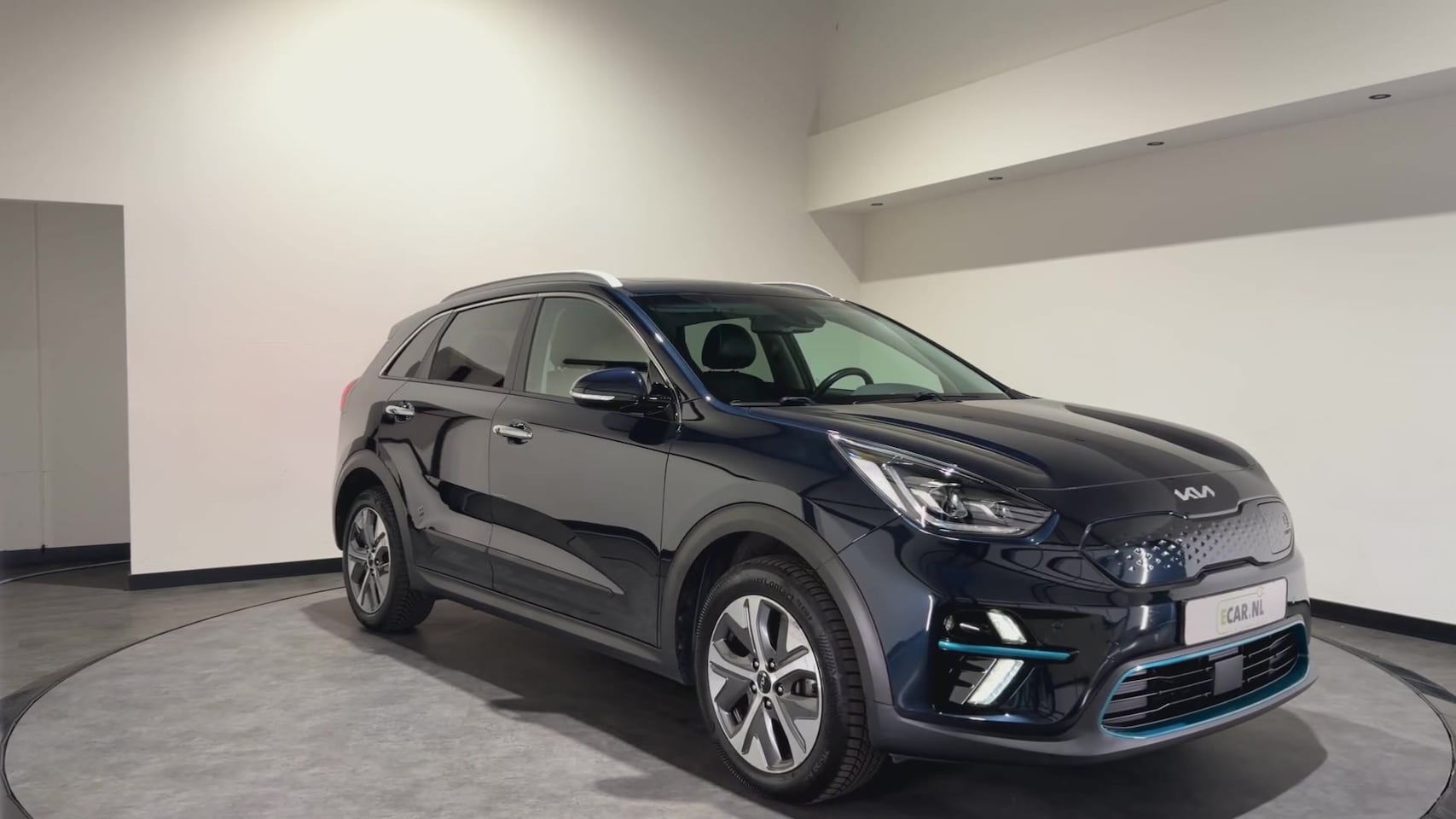 Kia e-Niro - DynamicPlusLine 64 kWh | Stoelen & Stuurwiel verwarmd | Soh (batterijcheck) Waarde 94,3 % - AutoWereld.nl