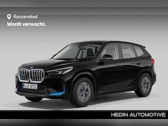 BMW iX1 - xDrive30 67 kWh | Parking Assistant | Camera | Stoelverwarming |