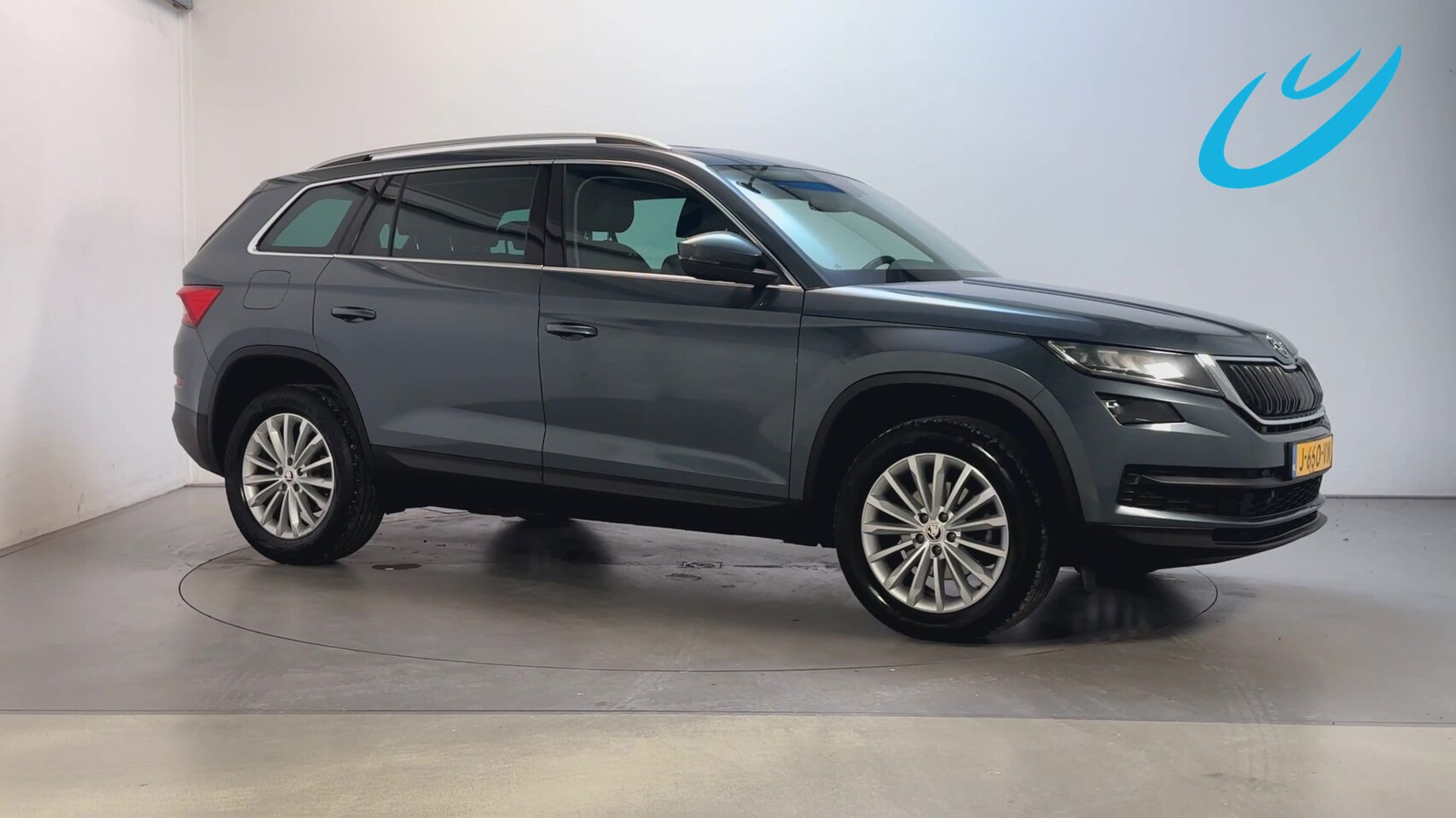 Skoda Kodiaq - 1.5 TSI 150pk DSG Business Edition Panoramadak Camera Trekhaak Stoelverwarming - AutoWereld.nl