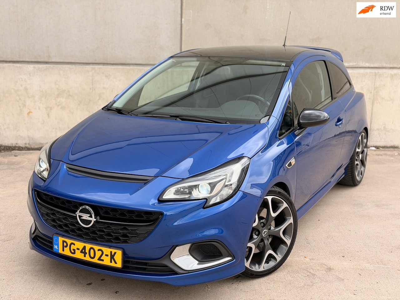 Opel Corsa - 1.6 Turbo OPC 207PK Recaro Xenon 18' Clima Cruise - AutoWereld.nl