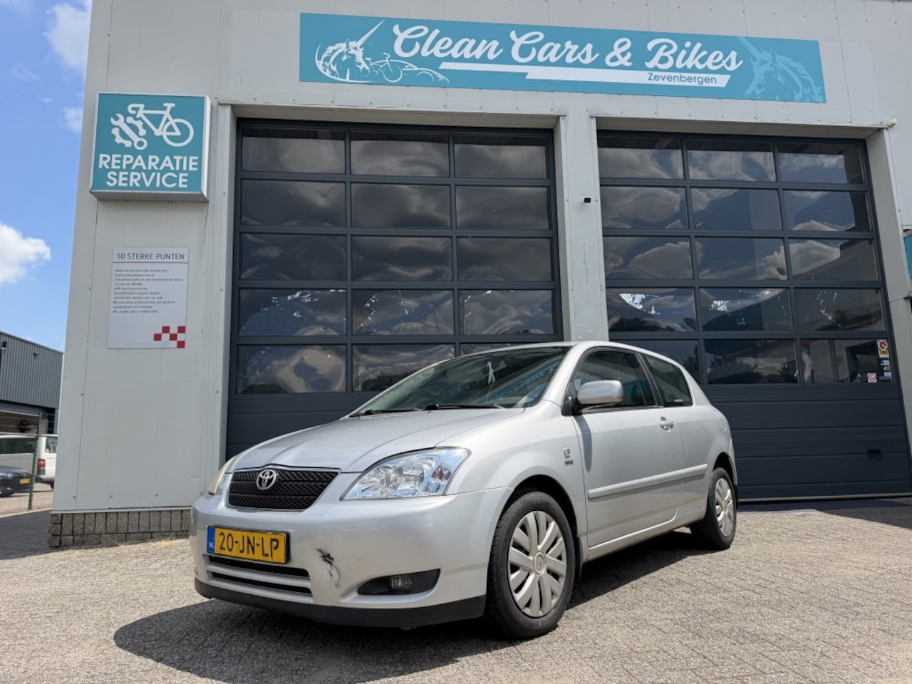 Toyota Corolla - 1.6 VVT-i Linea Sol 1.6 VVT-i Linea Sol - AutoWereld.nl
