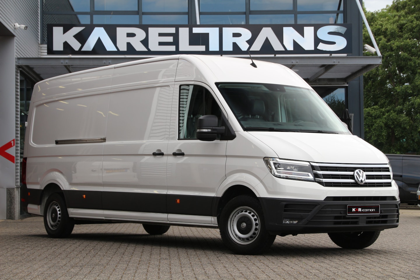 Volkswagen Crafter - 2.0 TDI 177 | Aut. | L4H3/L3H2 | LED | Trekhaak | Cruise | Airco.. - AutoWereld.nl
