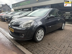 Renault Clio - 1.6-16V Initiale | 2E EIGNAAR | 12MND GARANTIE | NW APK | PANO DAK | AIRCO |