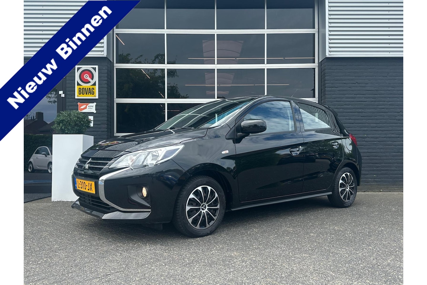 Mitsubishi Space Star - 1.2 Cool+ Airco, Bluetooth, Radio, NAP, APK - AutoWereld.nl