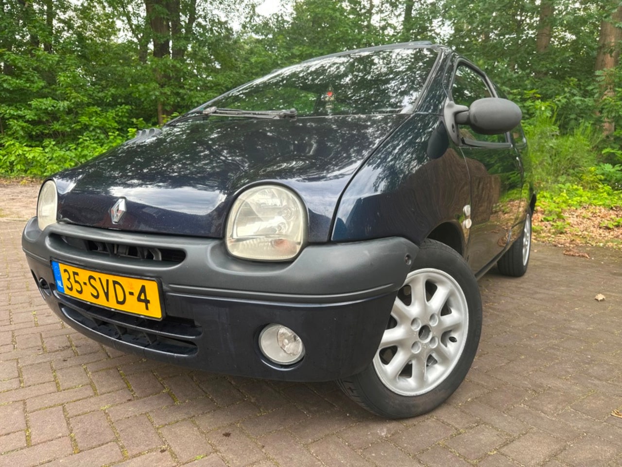Renault Twingo - 1.2-16V Initiale AIRCO/PANO/APK JUNI 2027 - AutoWereld.nl