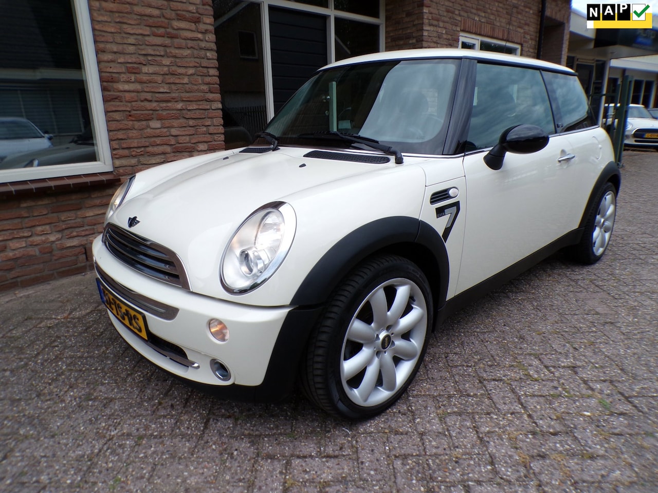 MINI 3-Deurs - 1.6 One Seven Panodak - AutoWereld.nl