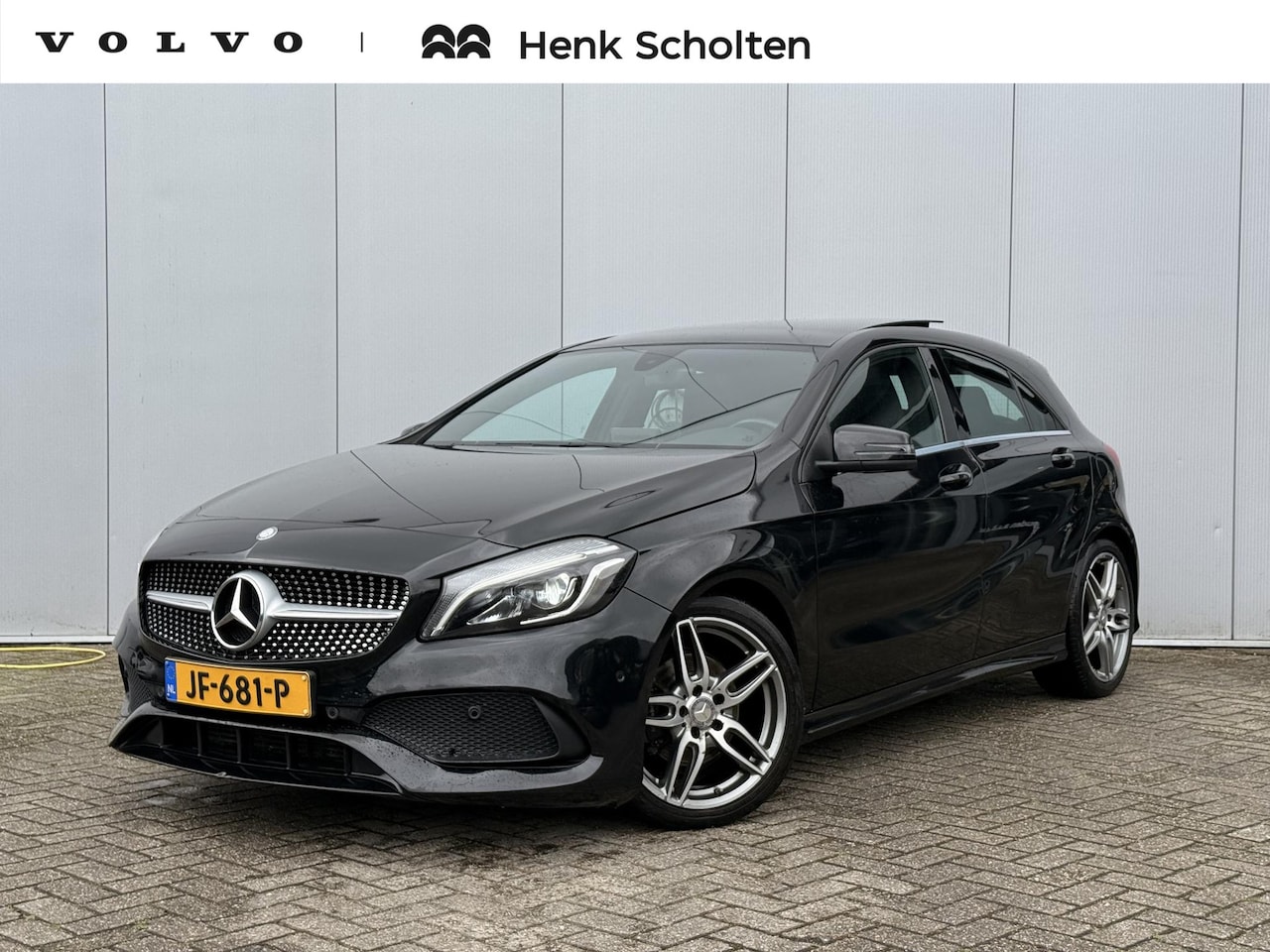 Mercedes-Benz A-klasse - 180 Ambition AMG Line | Facelift | Panoramadak | Stoelverwarming | Navigatie | AMG styling - AutoWereld.nl