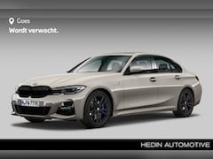 BMW 3-serie - 330e High Executive | M Sport Plus Pack | Achteruitrijcamera | Elektrisch glazen schuif-/k