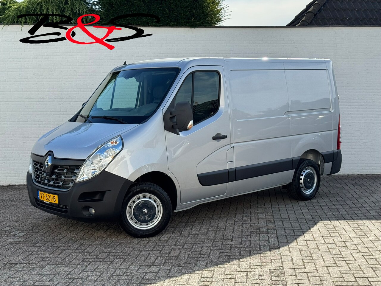 Renault Master - T28 2.3 dCi L1H1 MARGE Clima Navi Cruise Camera Bleutooth Trekhaak, All-Season-Banden Elec - AutoWereld.nl