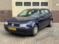 Volkswagen Golf - 1.4-16V Geen APK