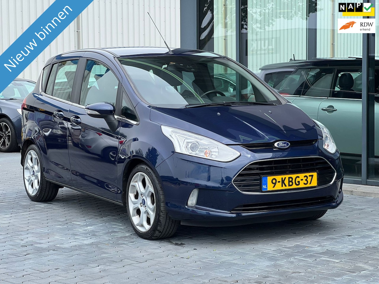 Ford B-Max - 1.0 ECOBOOST TITANIUM STOELVERWARMING - AutoWereld.nl