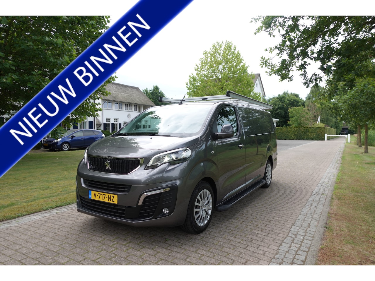 Peugeot Expert - 231L 2.0 BlueHDI 120 Premium Pack | BOMVOL | Camera | Xenon | Elektr.. schuifdeur | CarPla - AutoWereld.nl