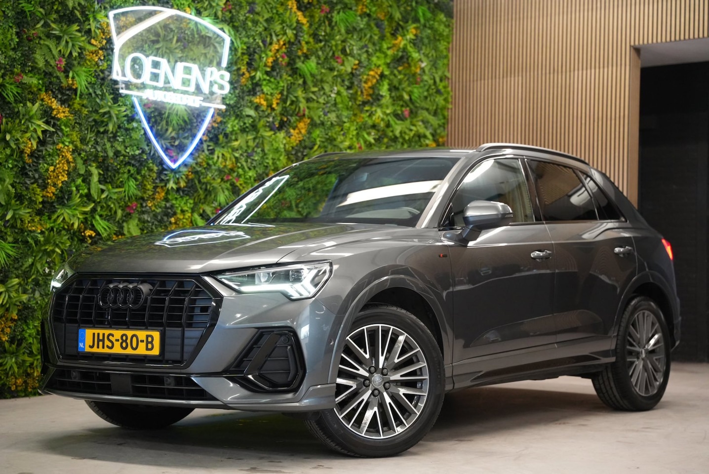 Audi Q3 - 35 TFSI S Line / Camera / ACC / Stoelverwarming - AutoWereld.nl