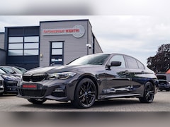 BMW 3-serie - 330e | Head Up Display | 360 Camera | Stoelverwarming | Apple Carplay