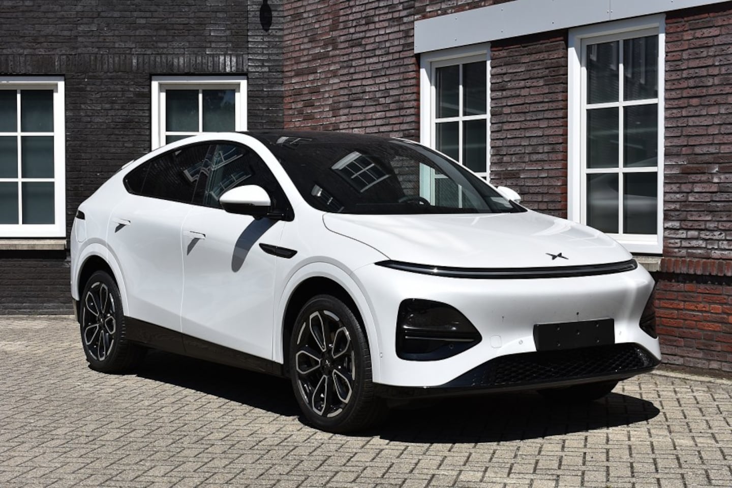 Xpeng G6 - RWD Standard Range Wij zijn op afspraak geopend! Graag bellen voor uw komst. - AutoWereld.nl